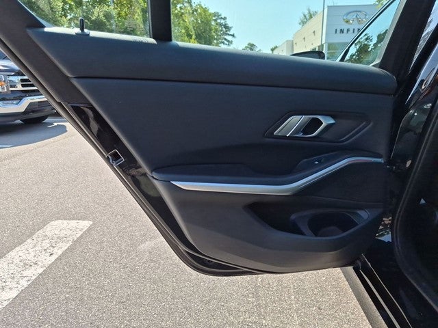 2023 BMW 3 Series 330i
