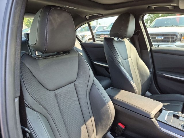 2023 BMW 3 Series 330i