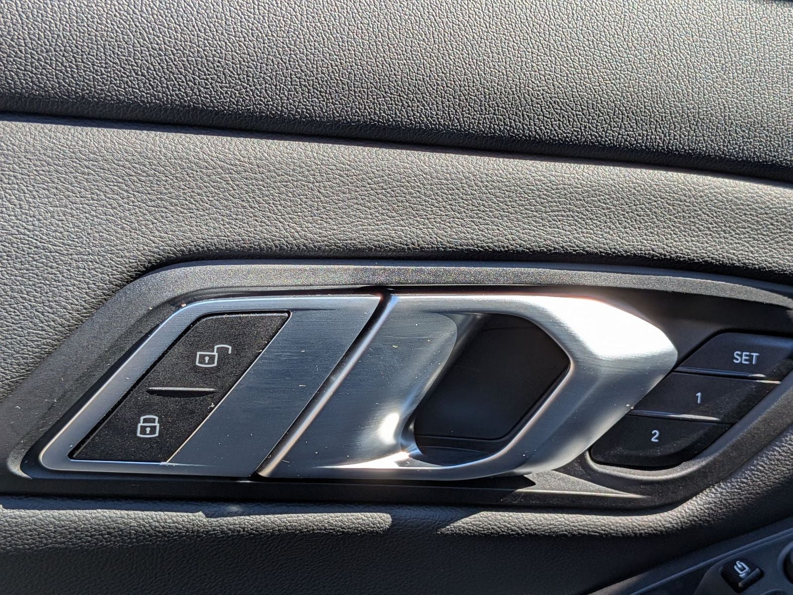 2023 BMW 3 Series 330i