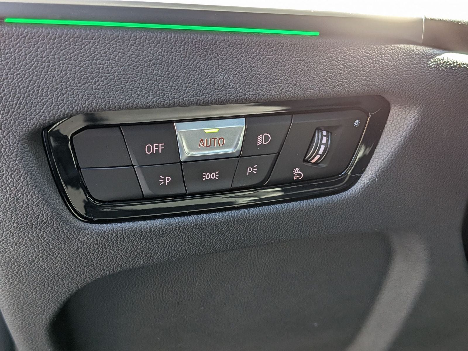 2023 BMW 3 Series 330i