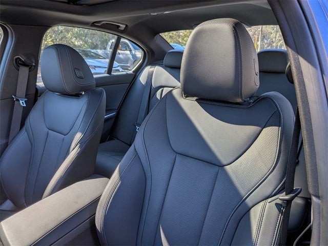 2023 BMW 3 Series 330i