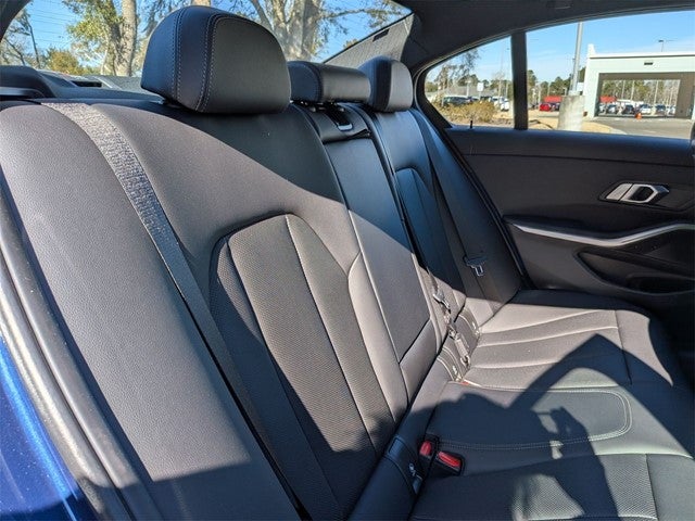 2023 BMW 3 Series 330i