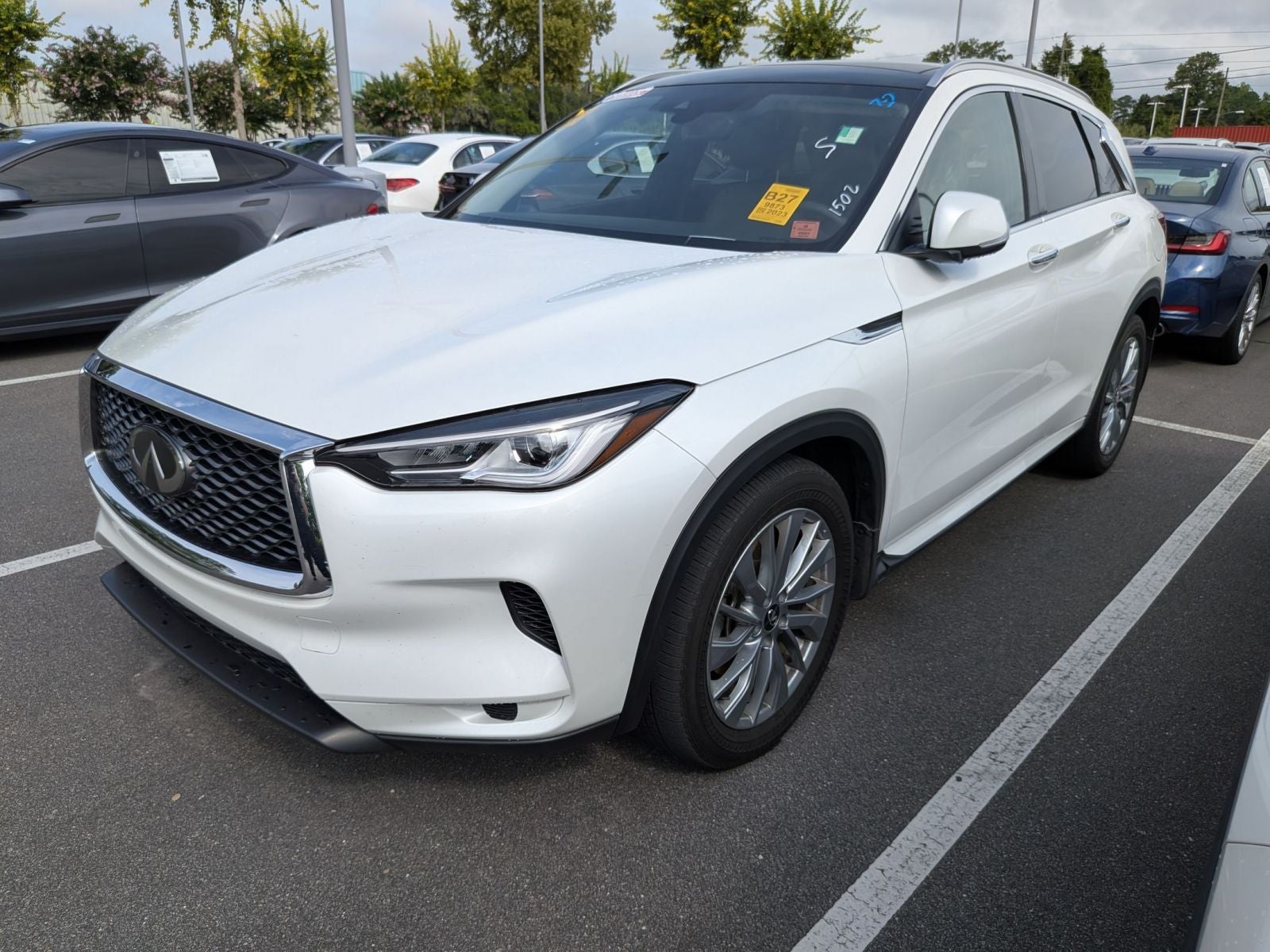 2023 INFINITI QX50 LUXE