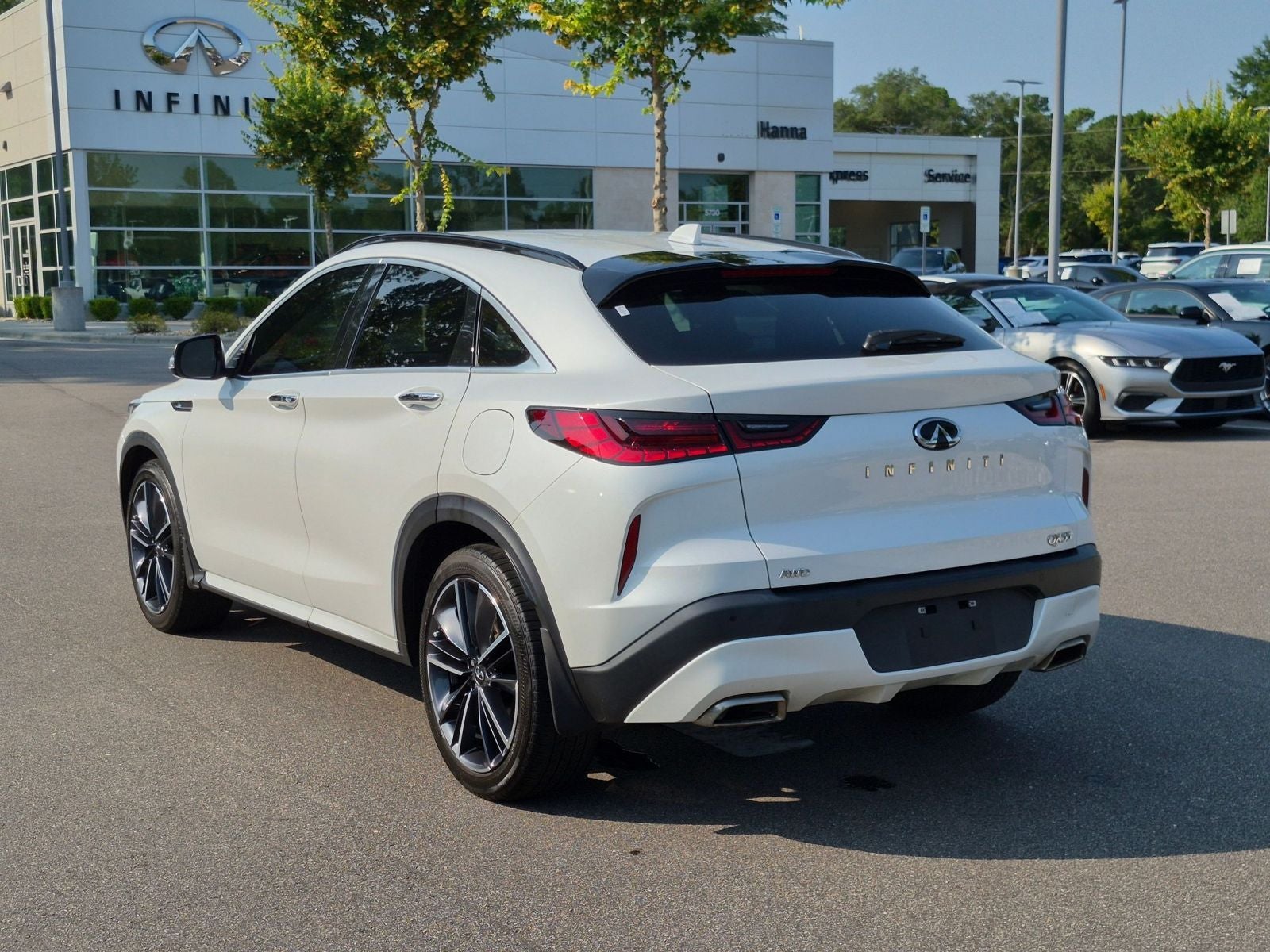 2023 INFINITI QX55 ESSENTIAL