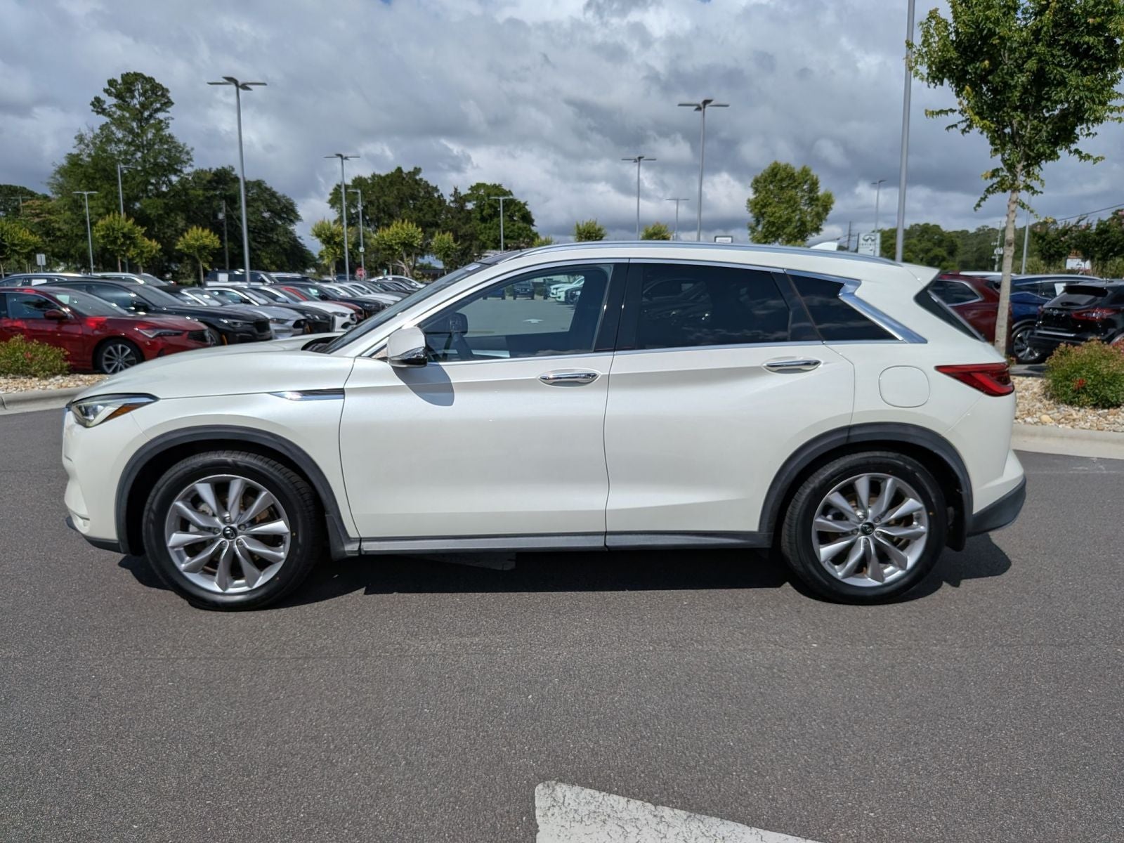 2020 INFINITI QX50 LUXE
