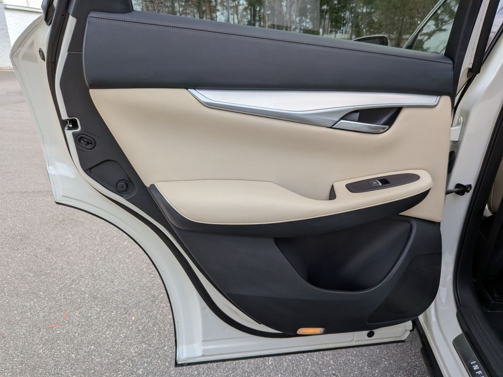 2019 INFINITI QX50 ESSENTIAL