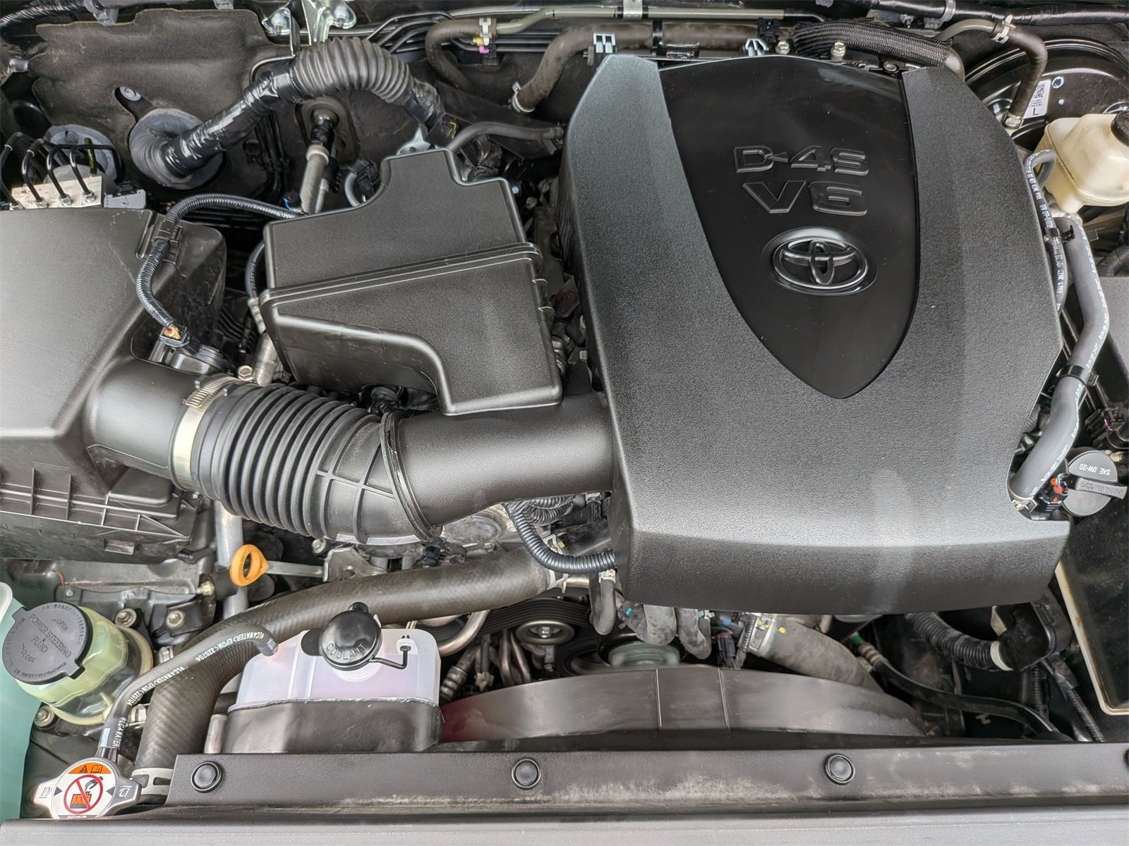 2023 Toyota Tacoma SR V6