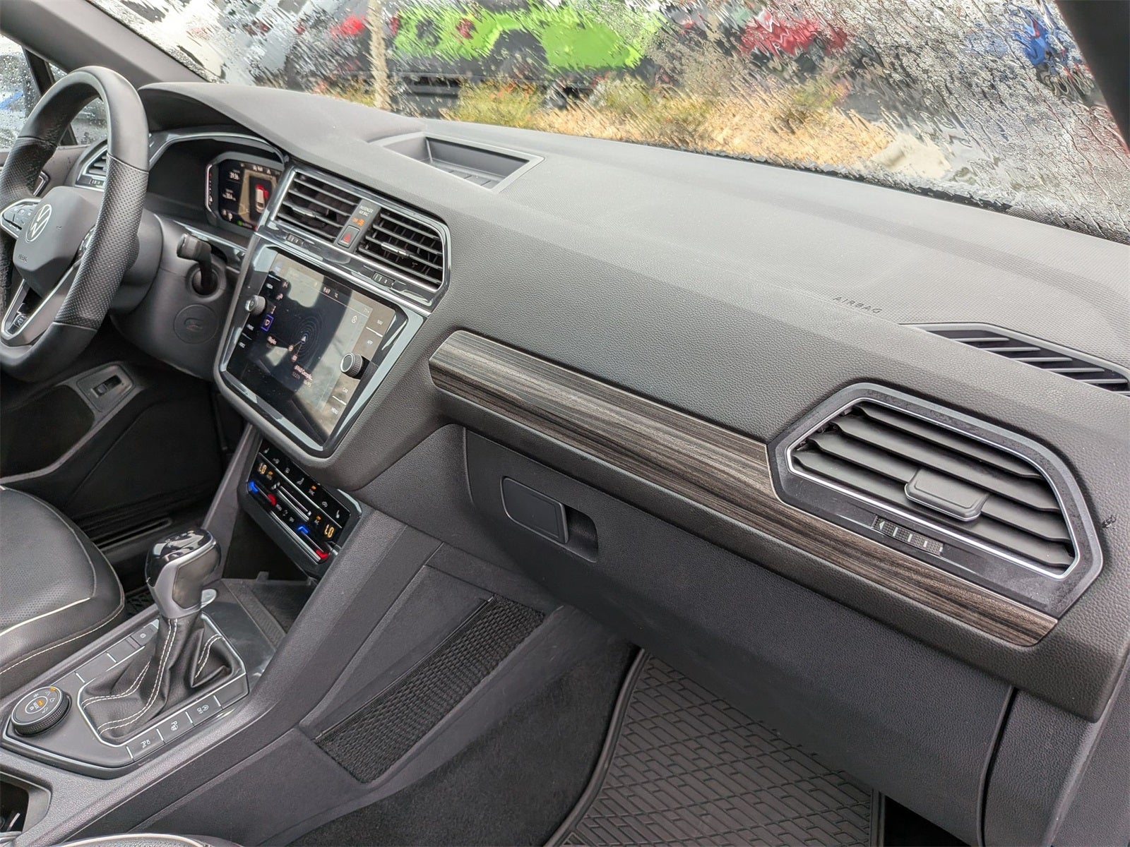 2022 Volkswagen Tiguan 2.0T SEL R-Line