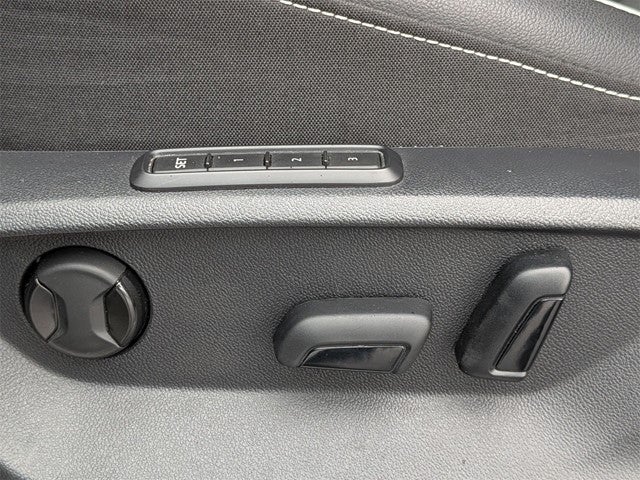 2022 Volkswagen Tiguan 2.0T SEL R-Line