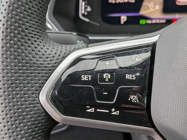 2022 Volkswagen Tiguan 2.0T SEL R-Line