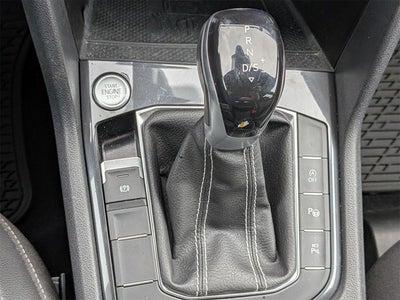 2022 Volkswagen Tiguan 2.0T SEL R-Line