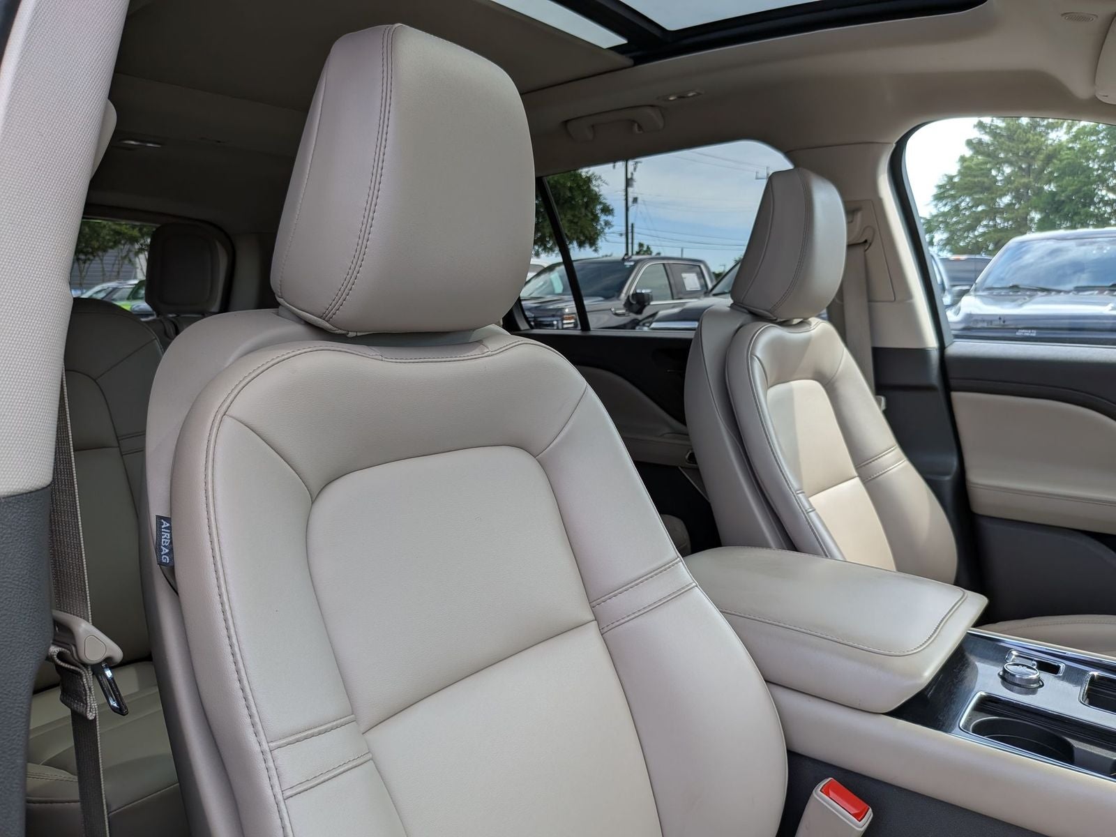2023 Lincoln Aviator Standard