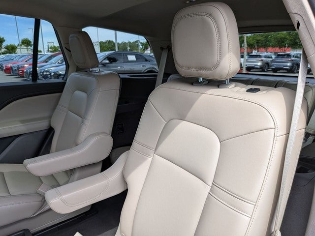 2023 Lincoln Aviator Standard