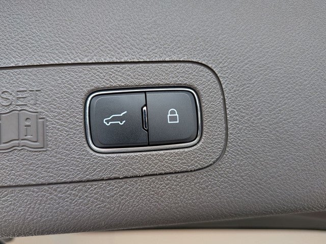 2023 Lincoln Aviator Standard