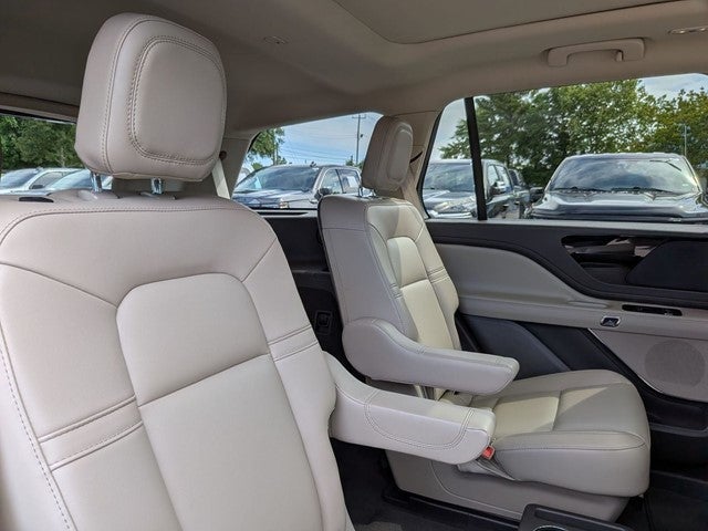 2023 Lincoln Aviator Standard