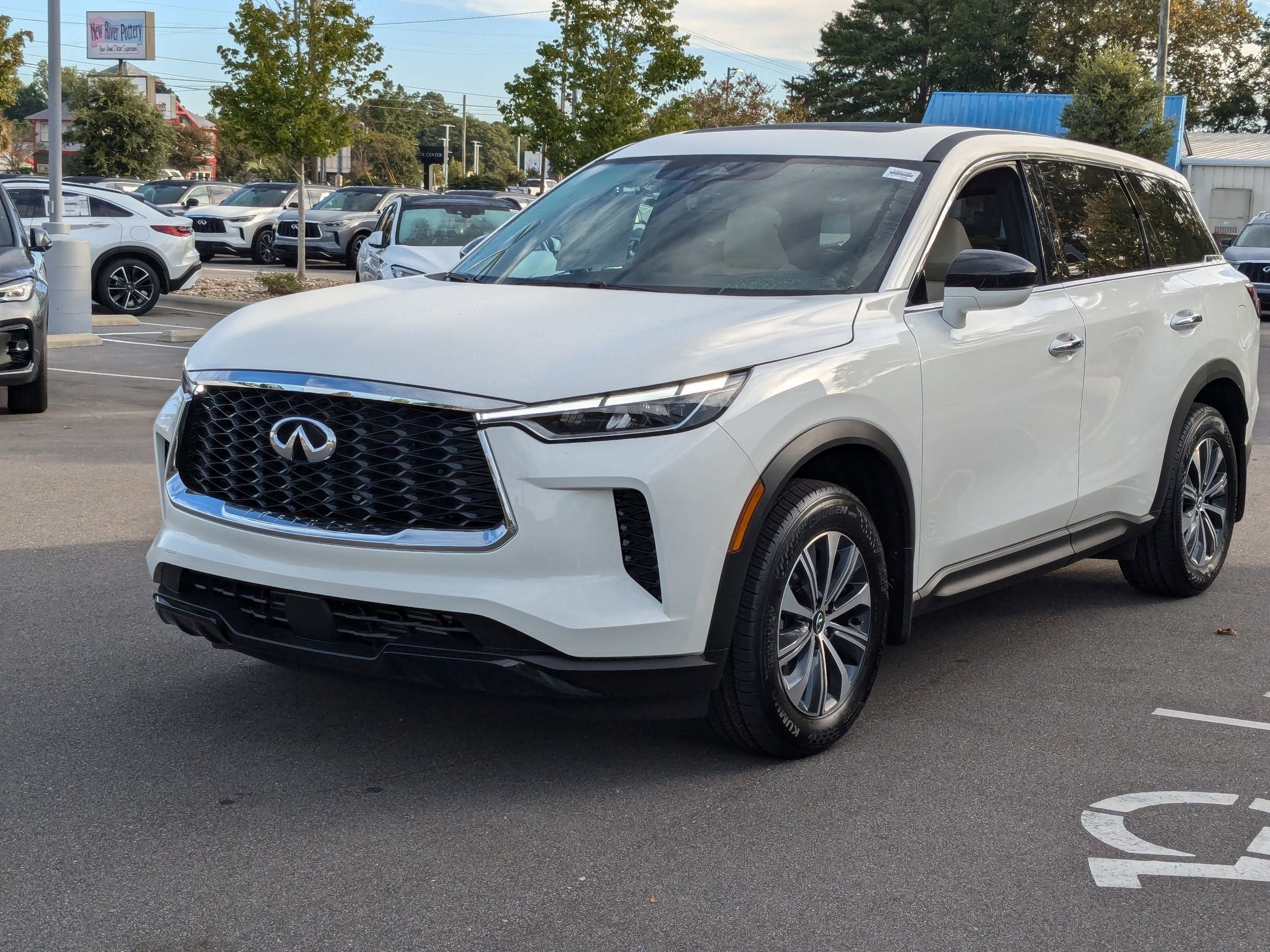 2025 INFINITI QX60 PURE Leland NC Crossroads INFINITI of Wilmington