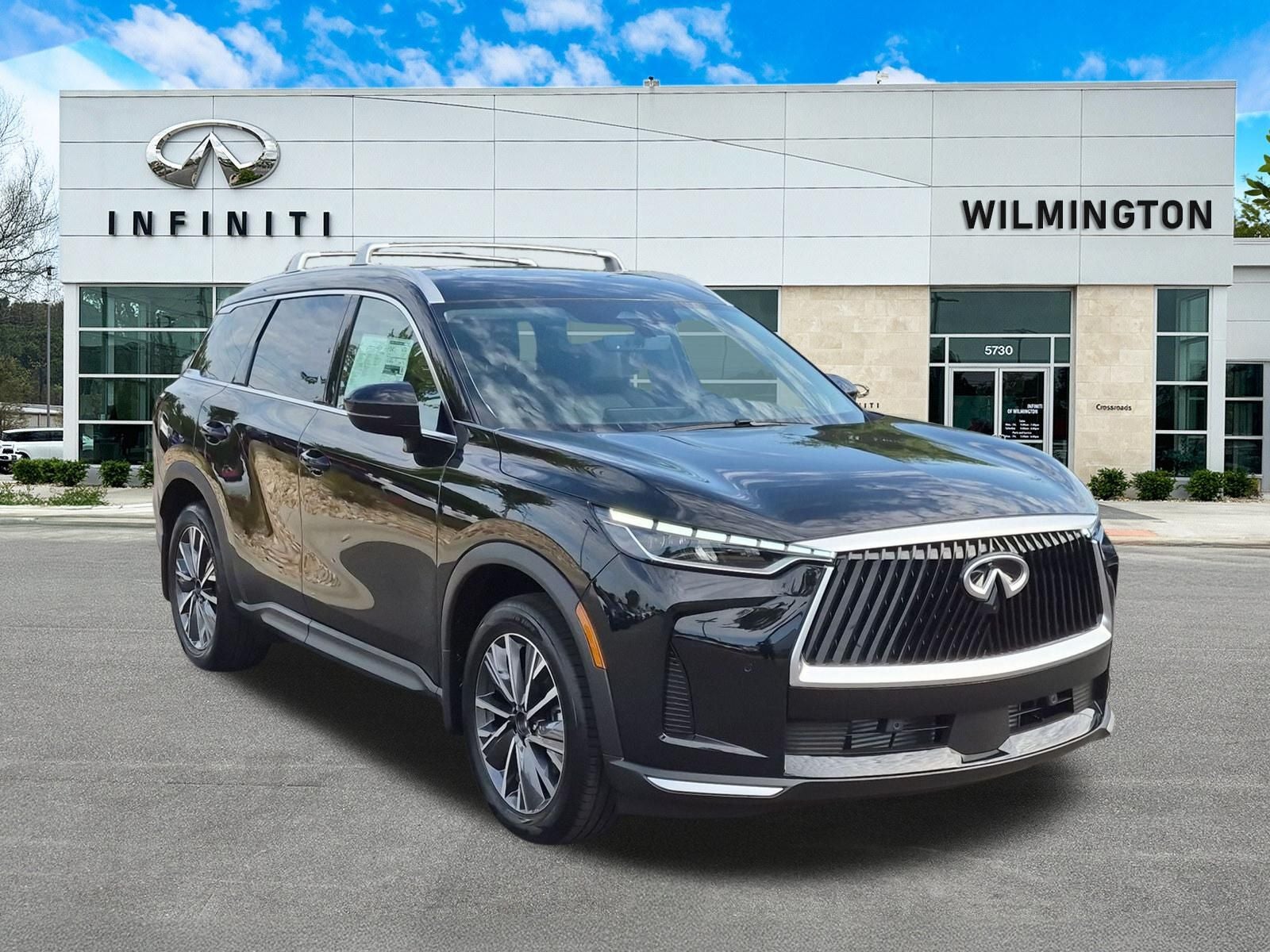 2027 INFINITI QX60 LUXE