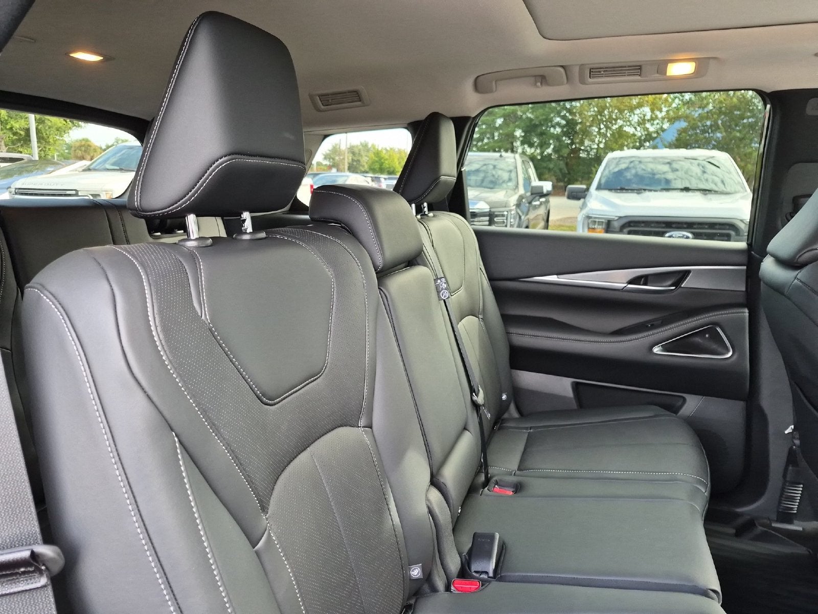 2027 INFINITI QX60 LUXE