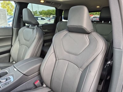 2027 INFINITI QX60 LUXE
