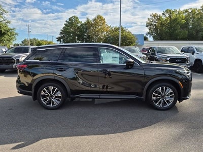 2027 INFINITI QX60 LUXE