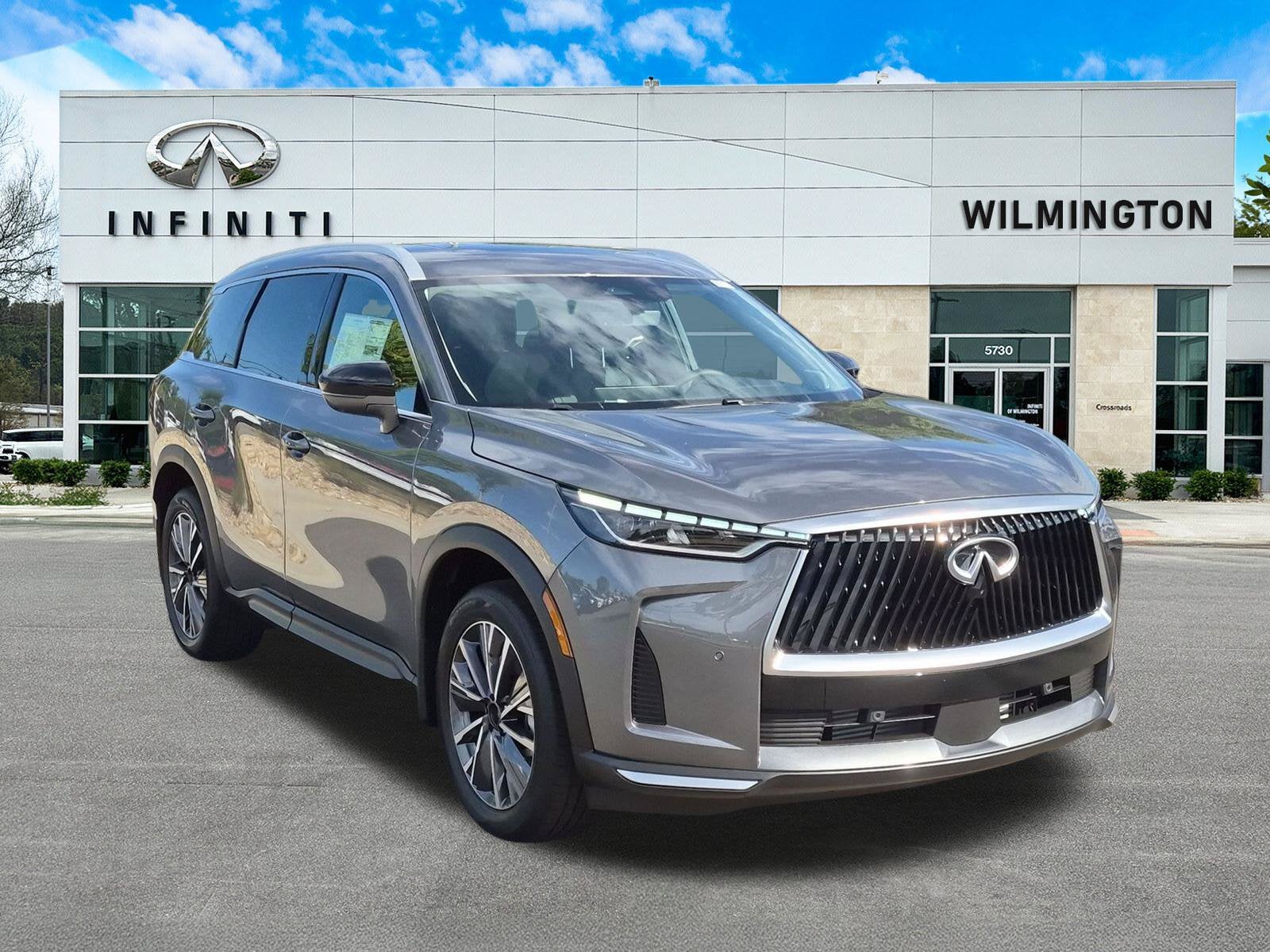 2027 INFINITI QX60 LUXE