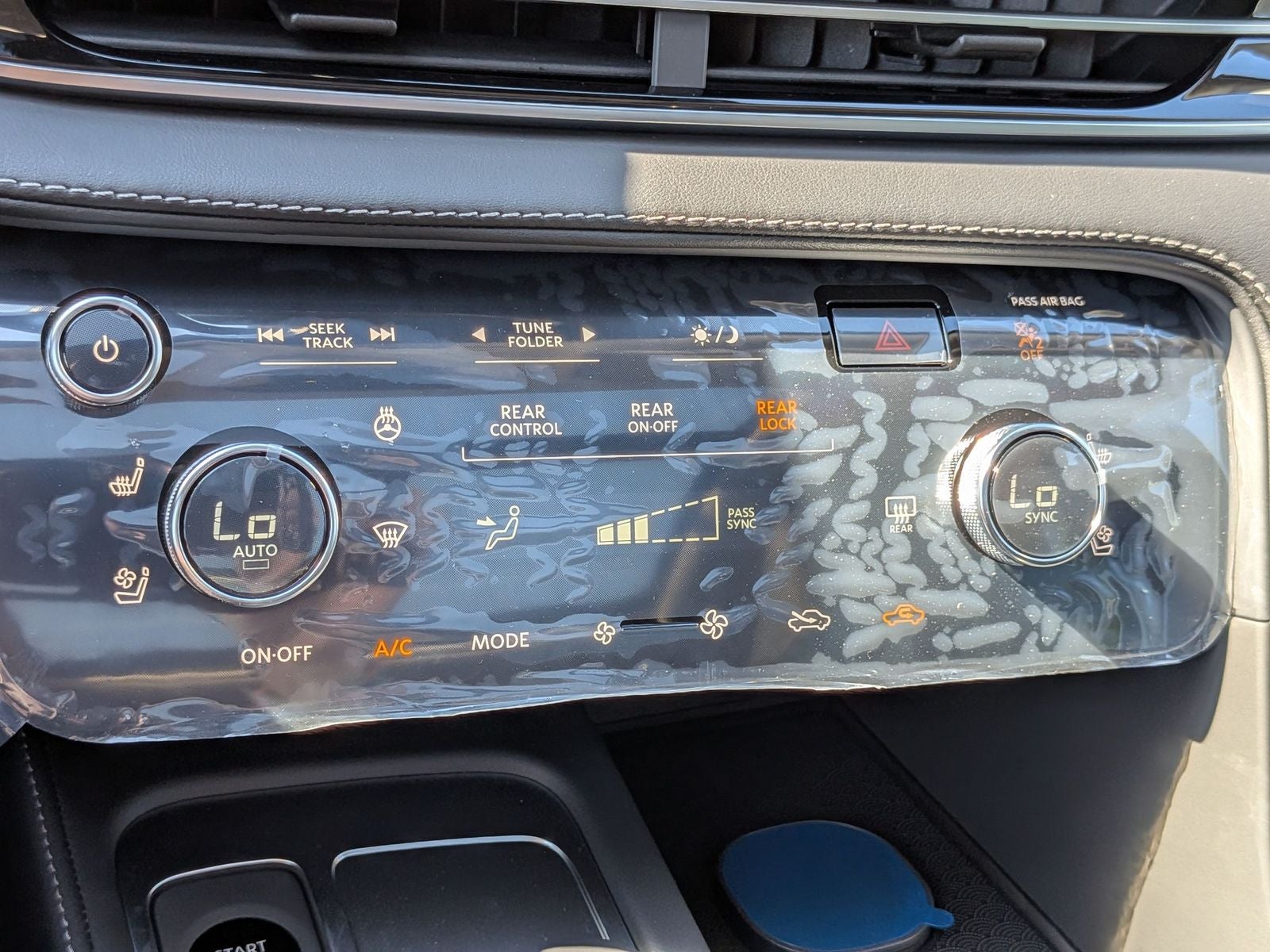 2027 INFINITI QX60 LUXE