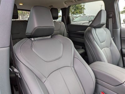 2027 INFINITI QX60 LUXE
