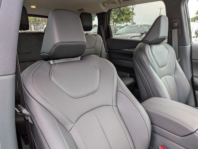 2027 INFINITI QX60 LUXE