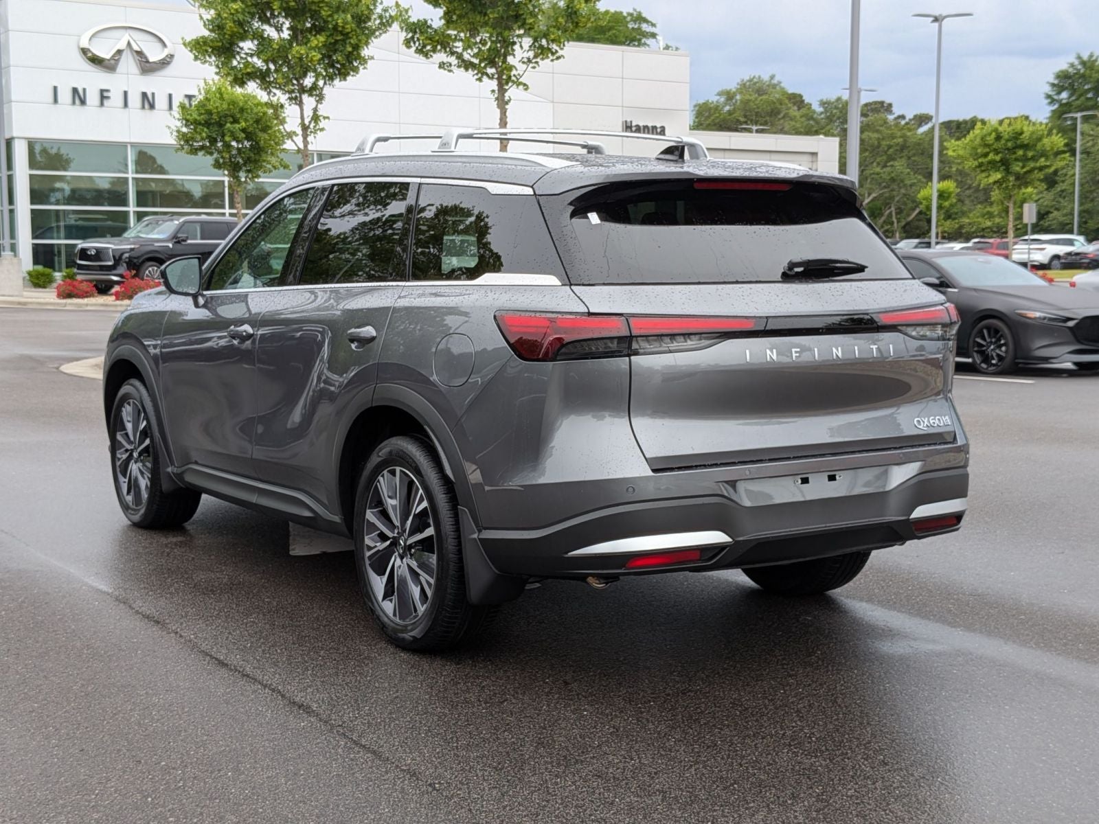 2027 INFINITI QX60 LUXE