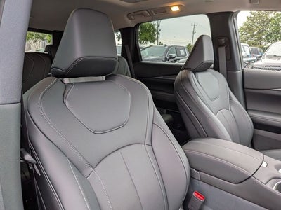 2027 INFINITI QX60 LUXE