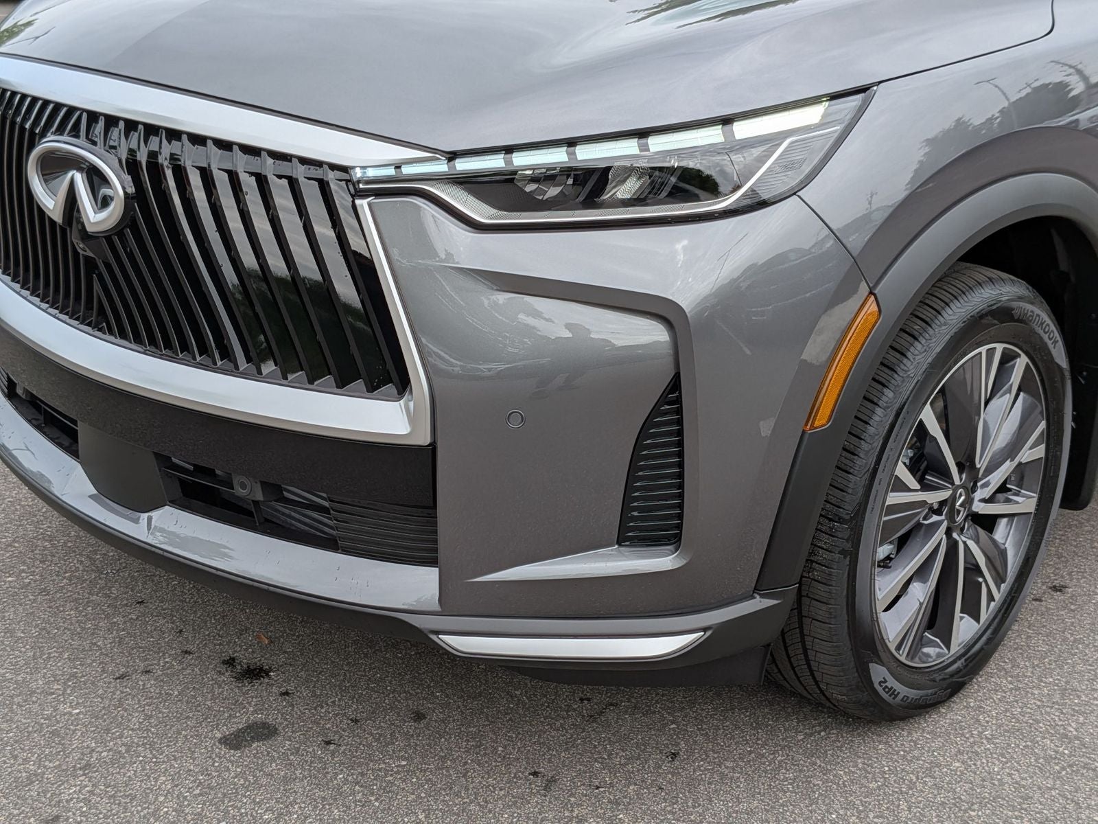 2027 INFINITI QX60 LUXE