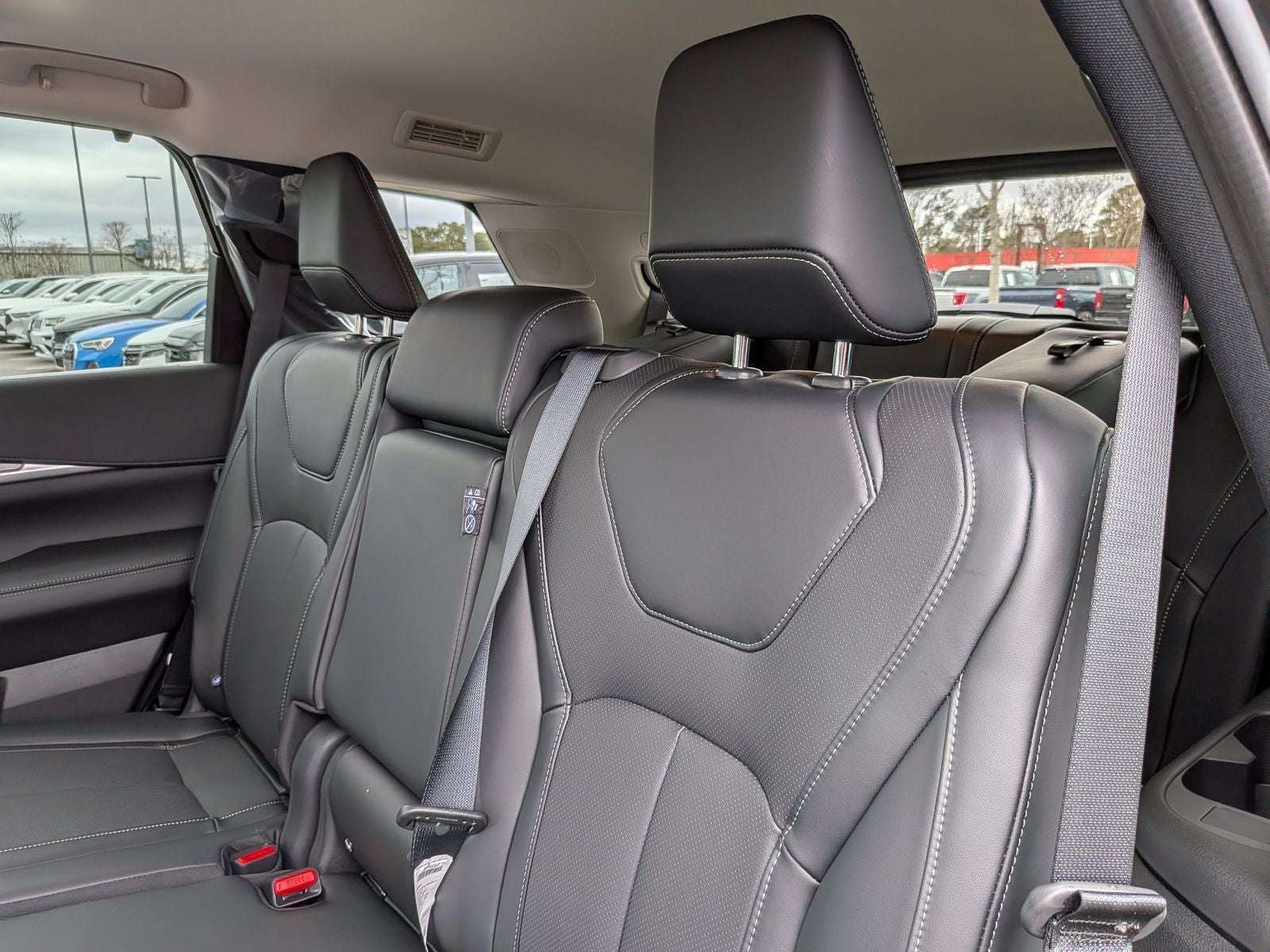 2026 INFINITI QX60 LUXE