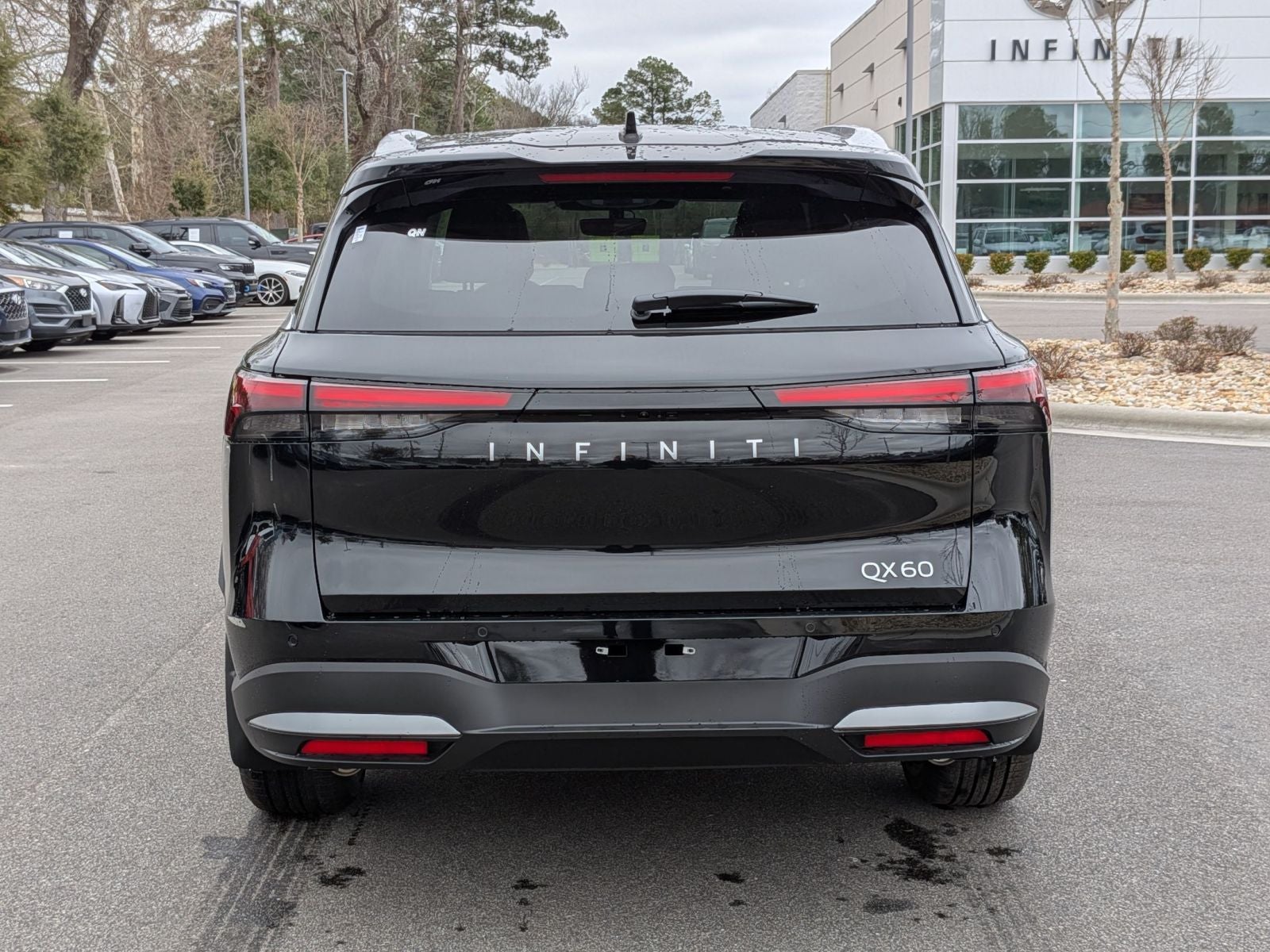 2026 INFINITI QX60 LUXE