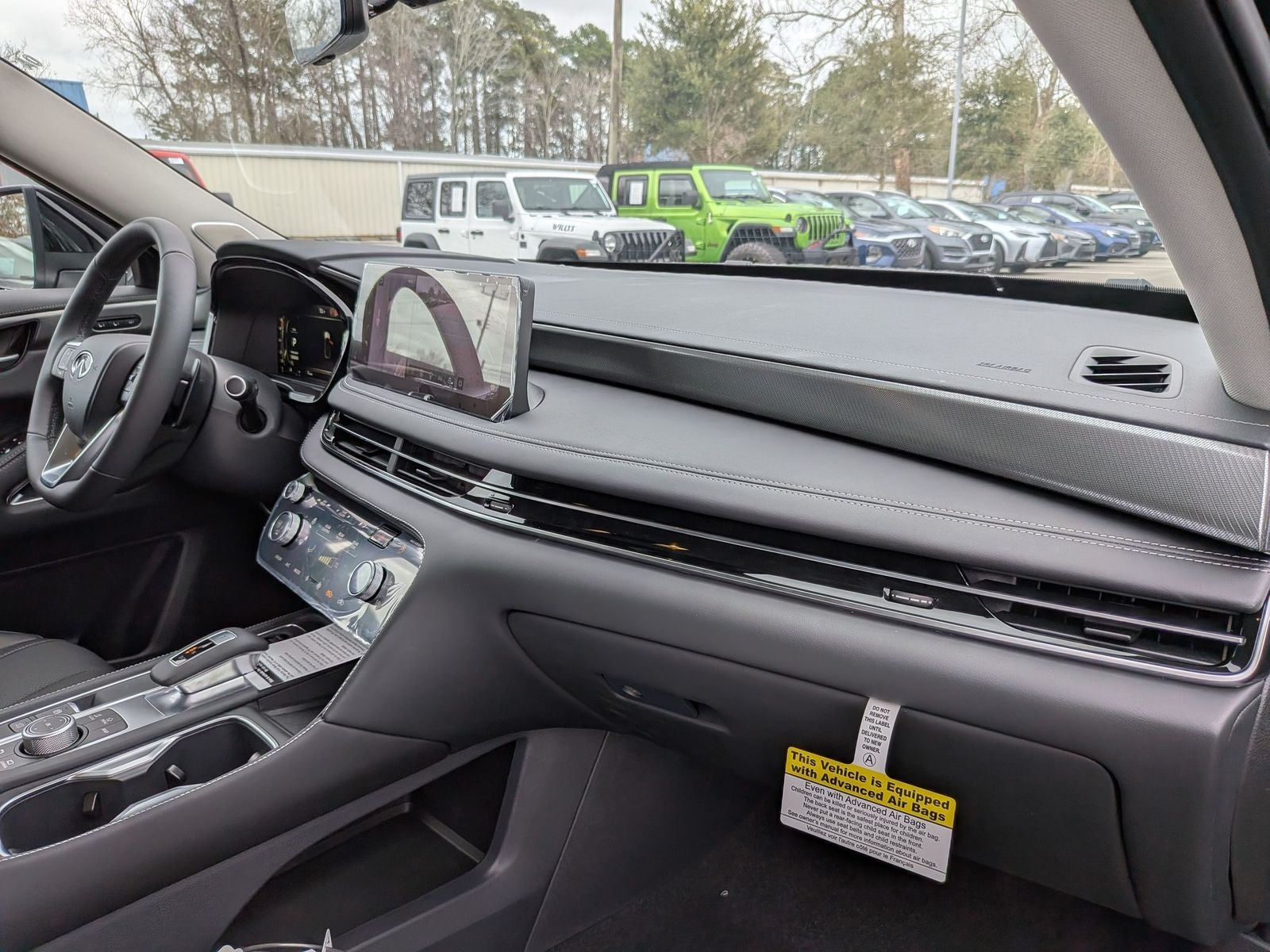 2026 INFINITI QX60 LUXE