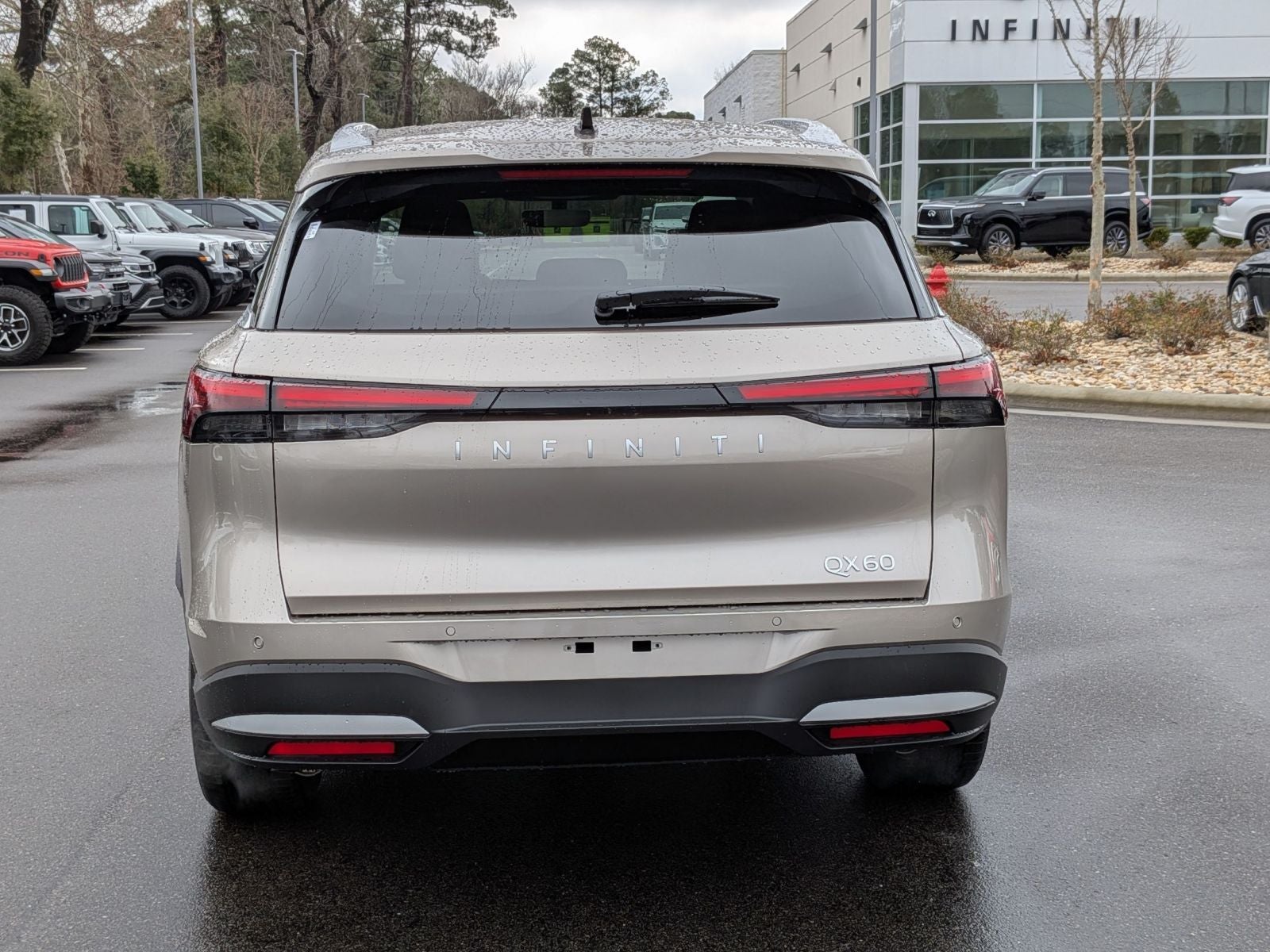 2026 INFINITI QX60 LUXE