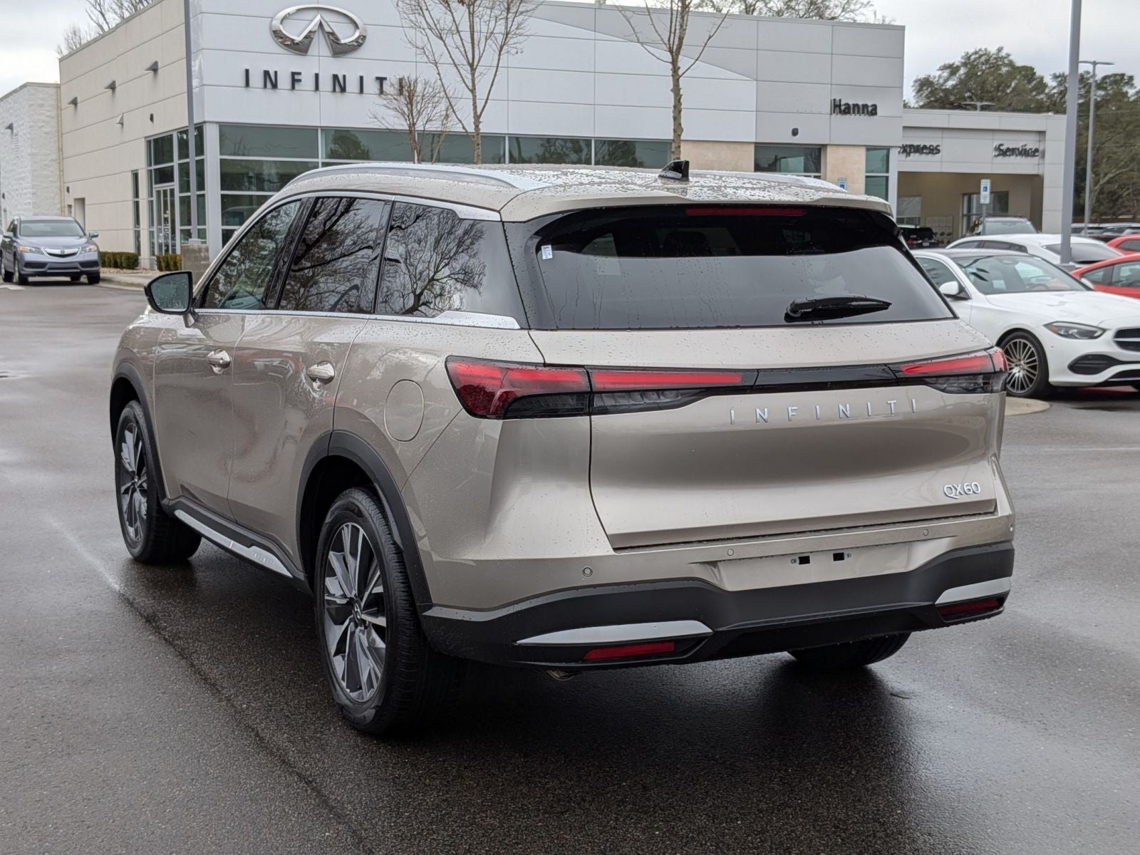 2026 INFINITI QX60 LUXE