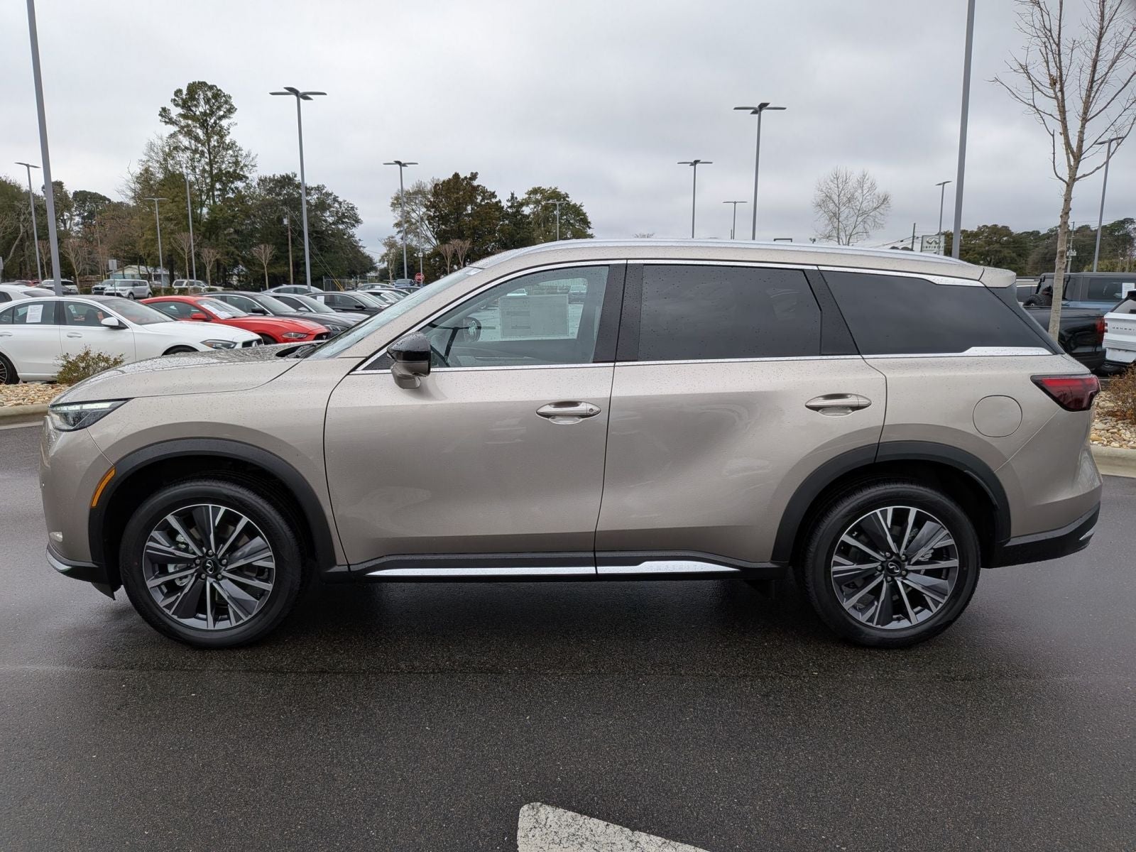 2026 INFINITI QX60 LUXE