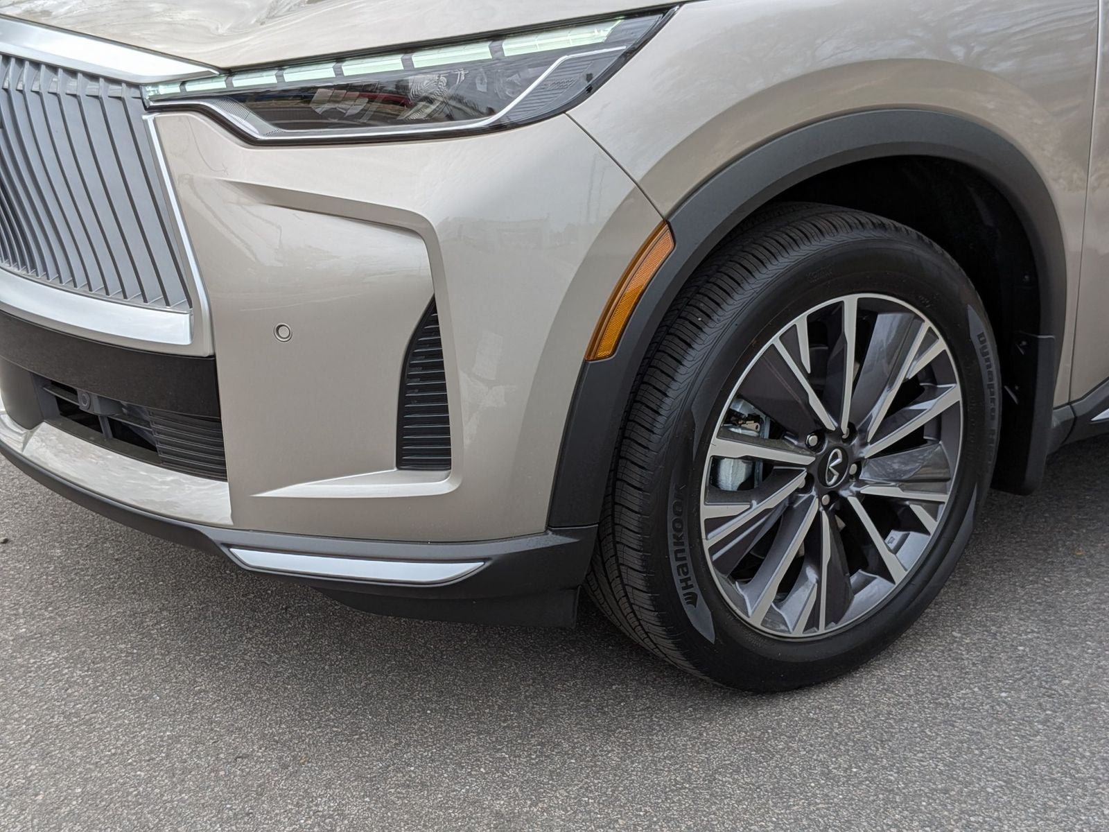 2026 INFINITI QX60 LUXE