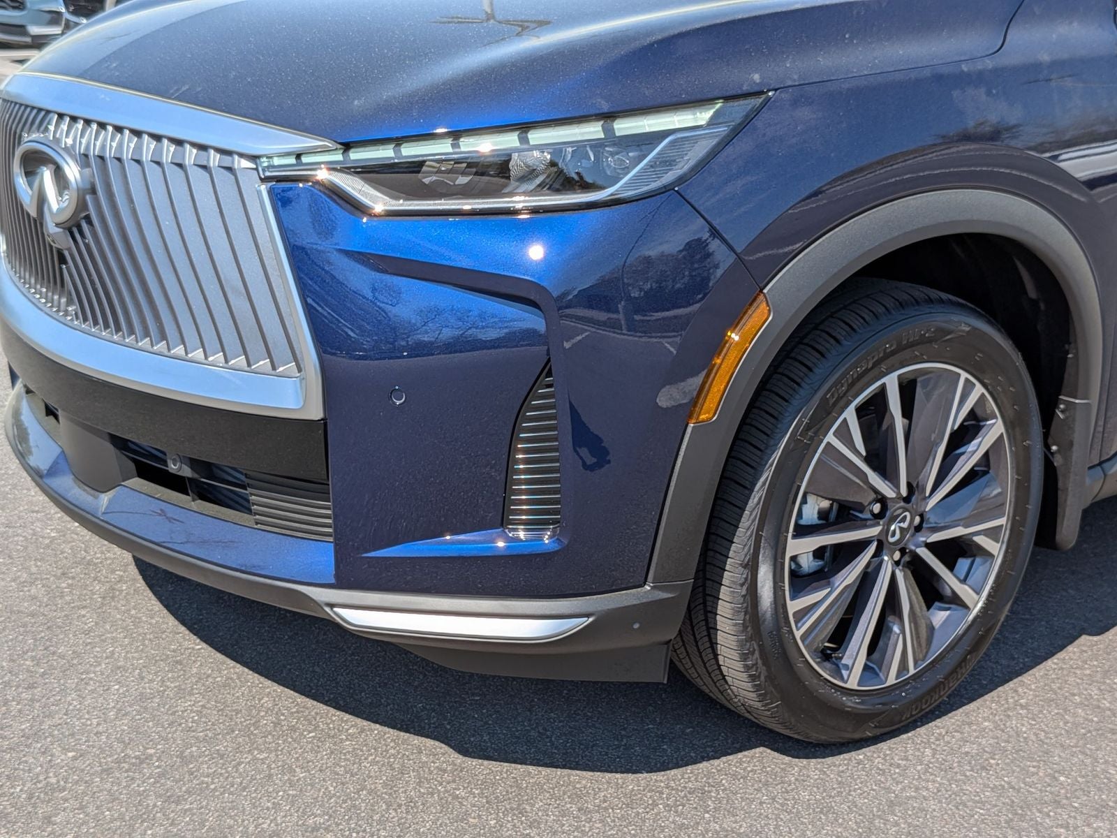 2026 INFINITI QX60 LUXE