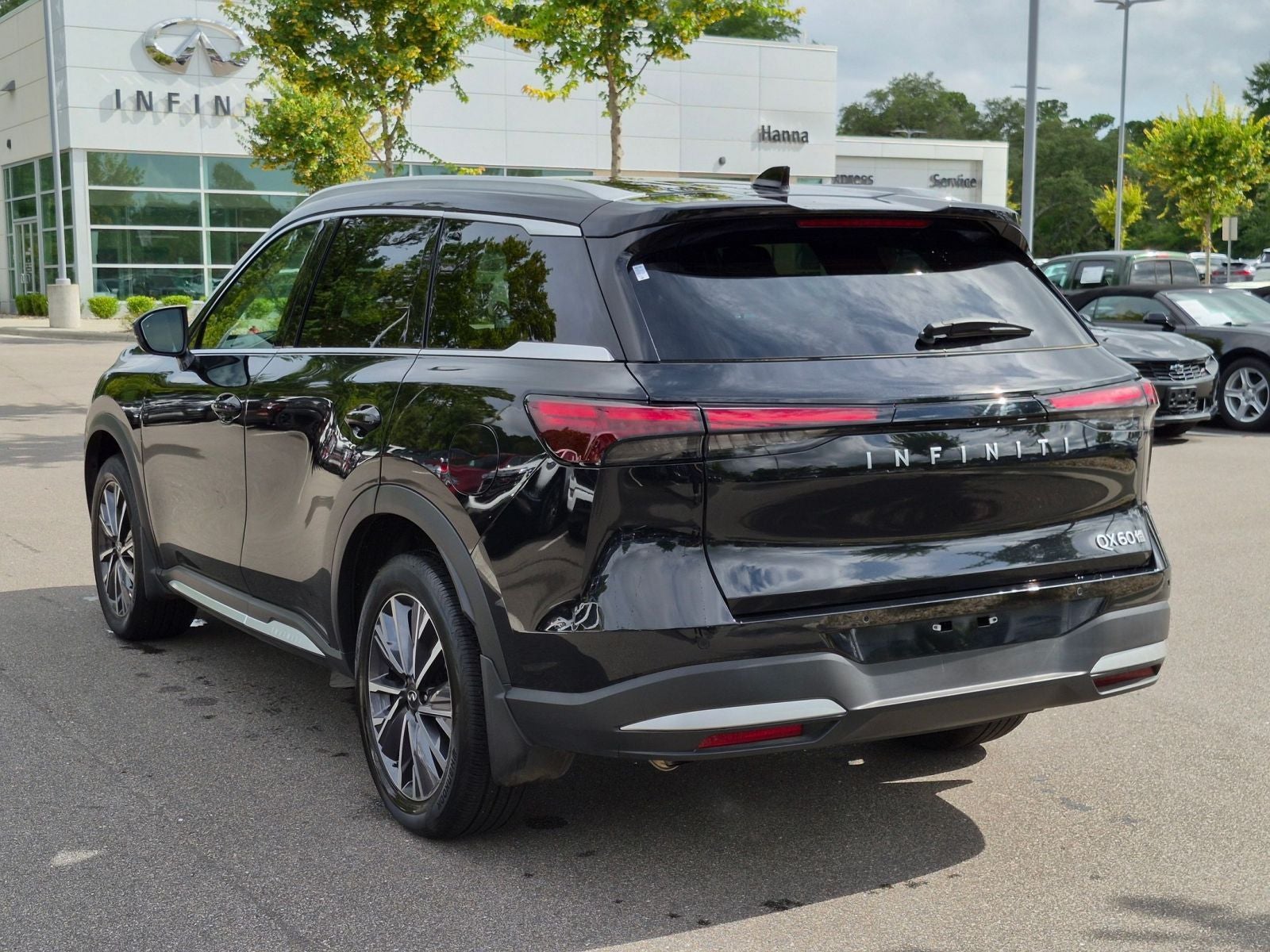 2026 INFINITI QX60 LUXE