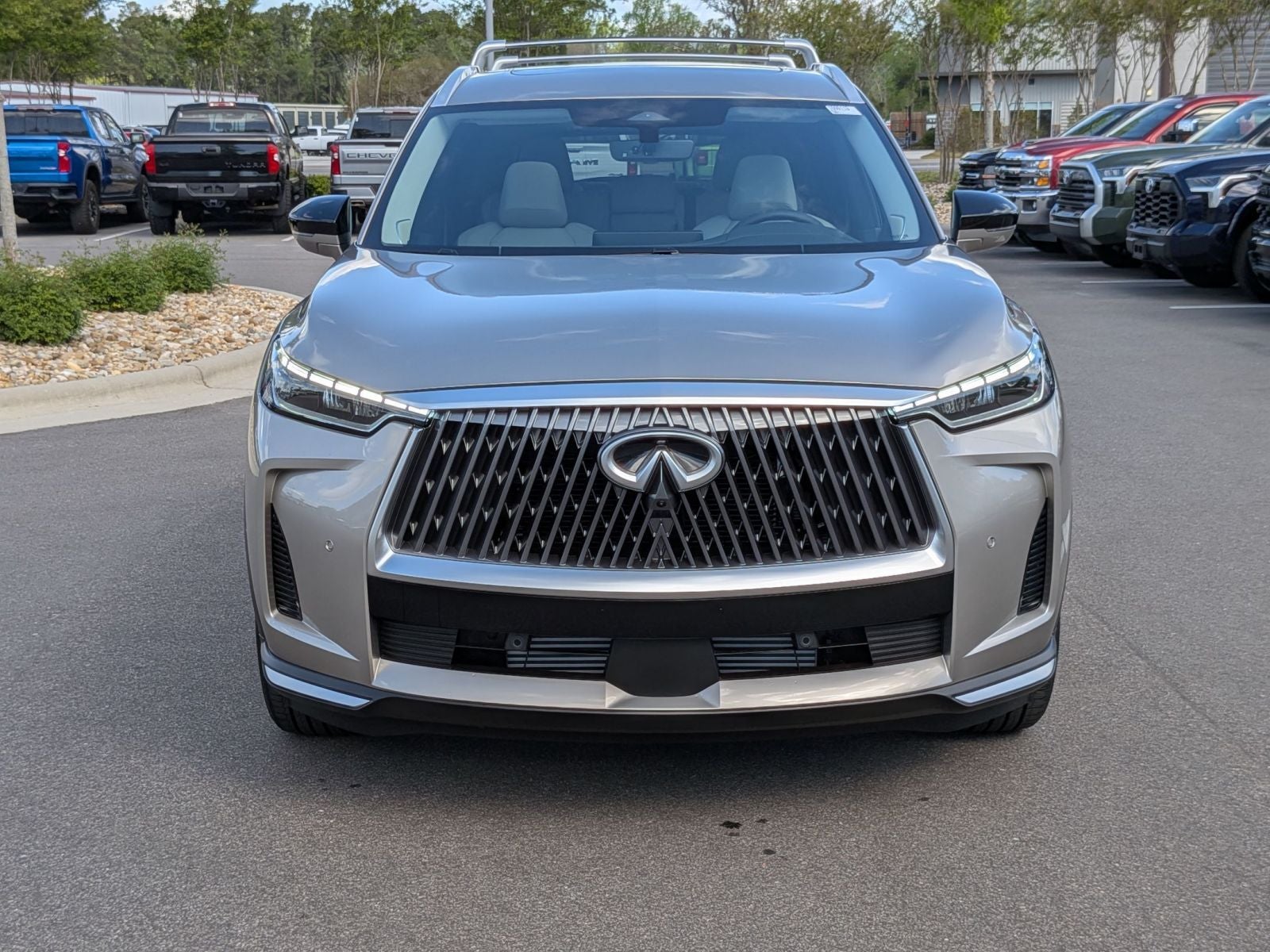 2026 INFINITI QX60 LUXE