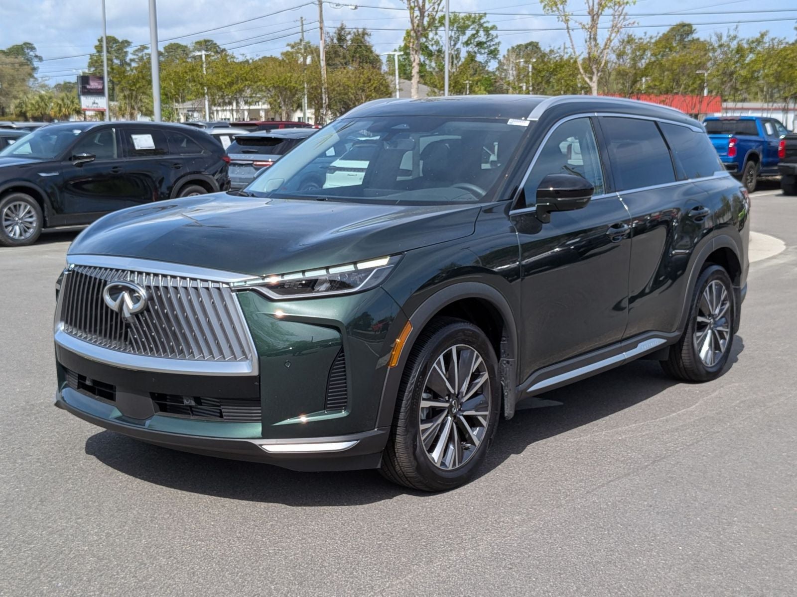 2026 INFINITI QX60 LUXE
