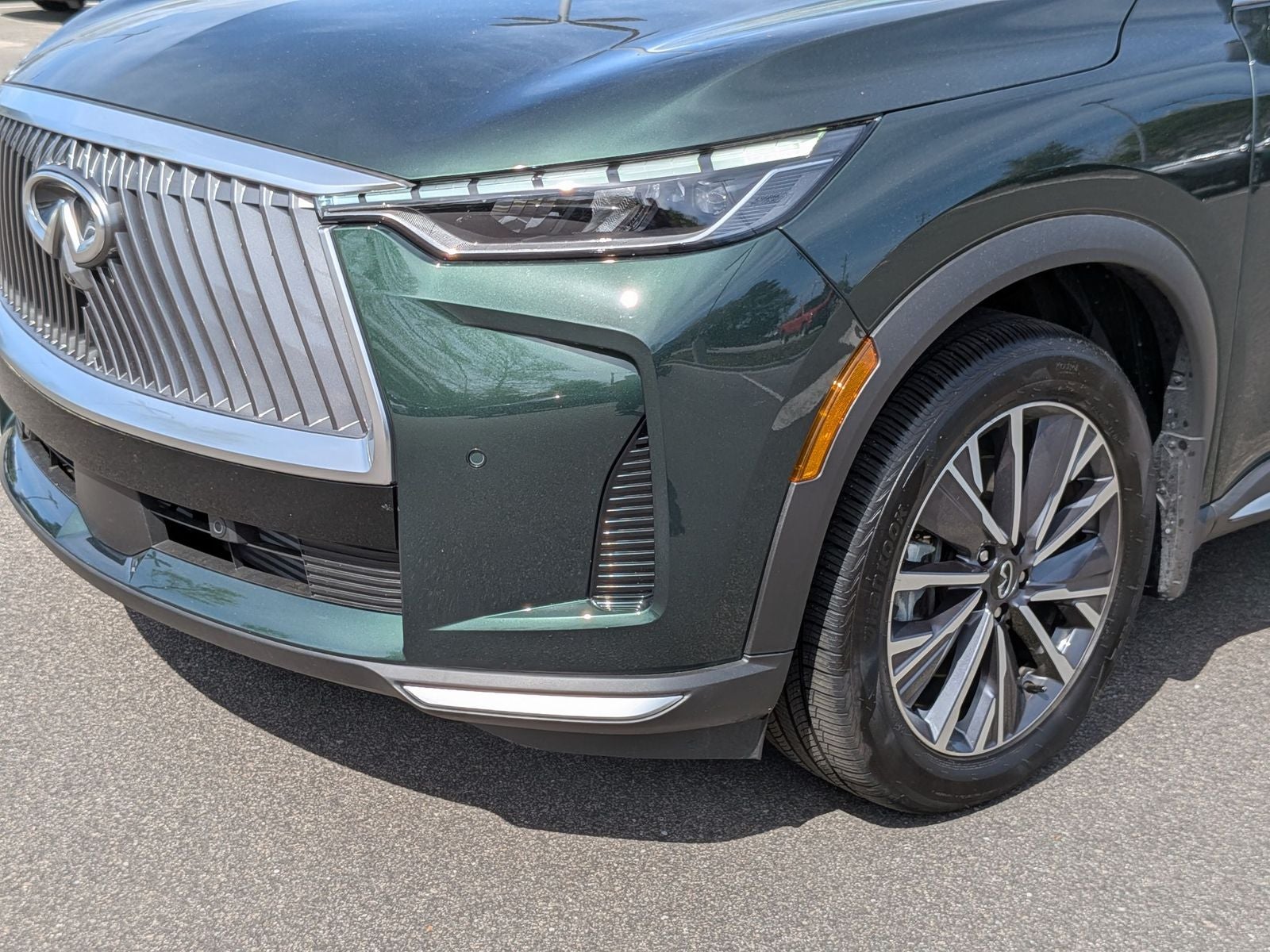 2026 INFINITI QX60 LUXE