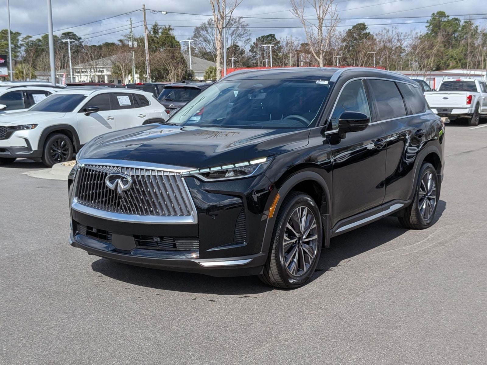 2026 INFINITI QX60 LUXE