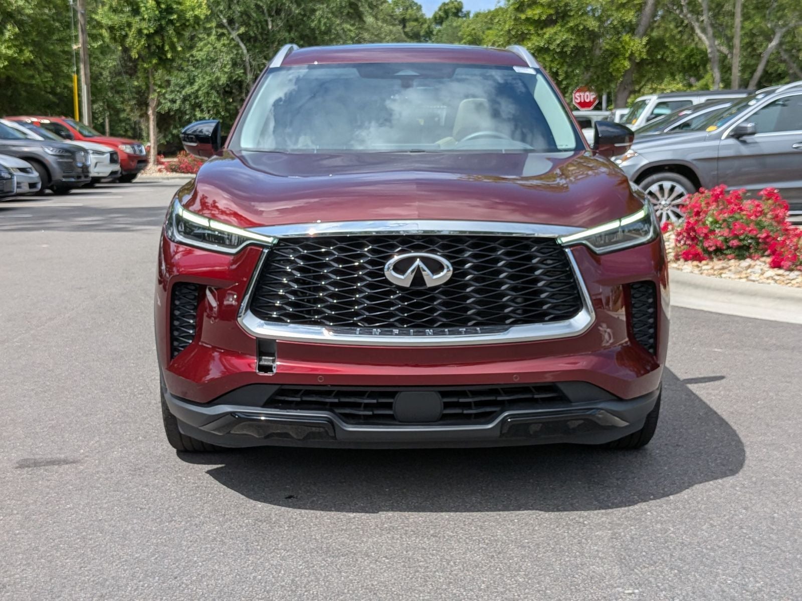 2023 INFINITI QX60 LUXE