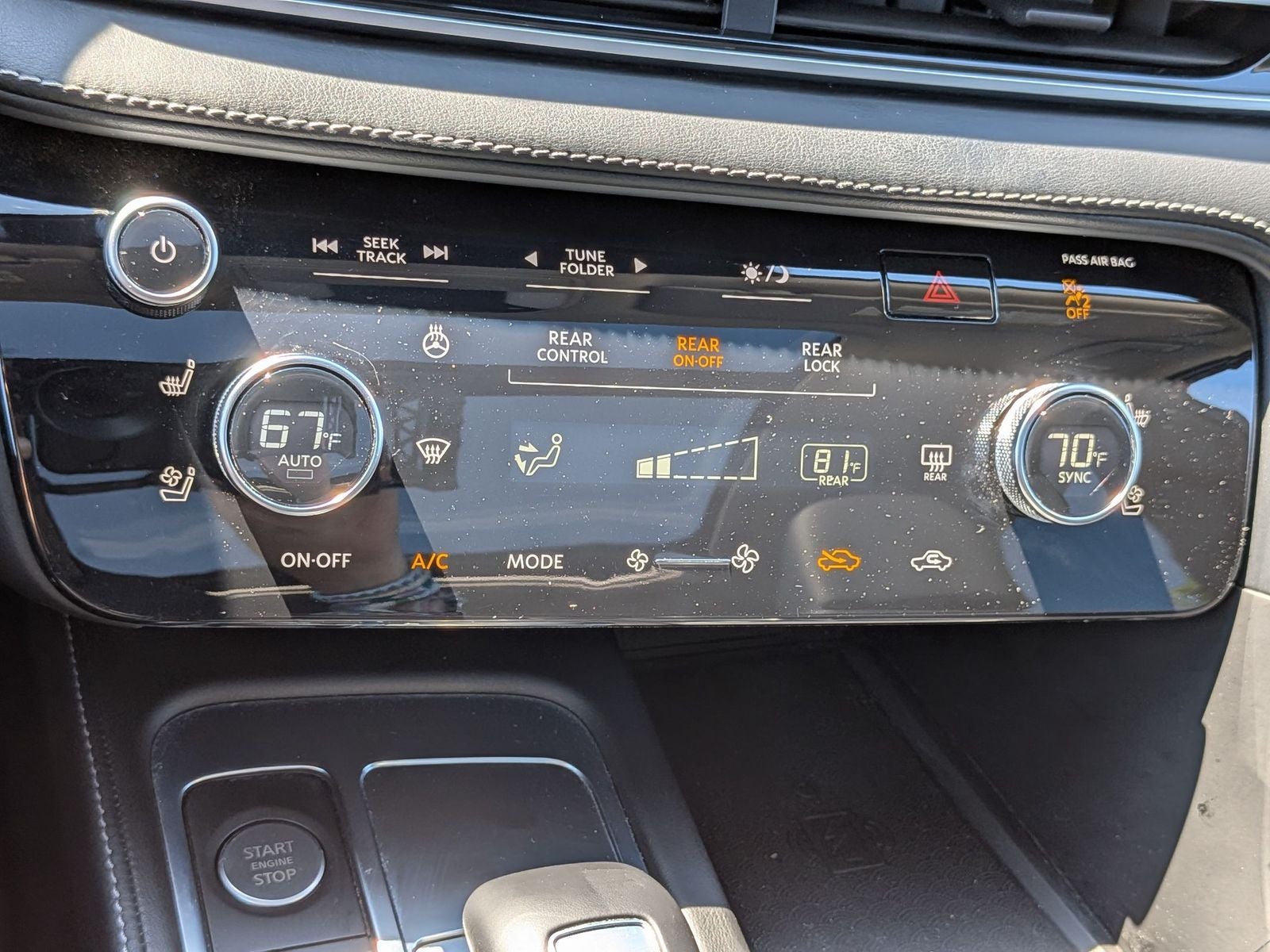 2023 INFINITI QX60 LUXE