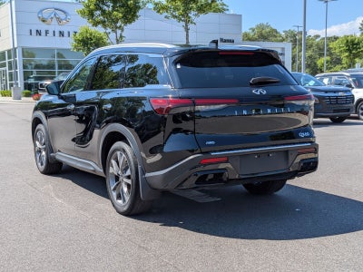 2023 INFINITI QX60 LUXE
