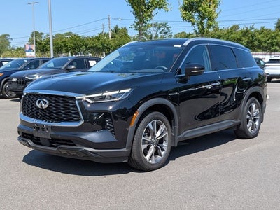 2023 INFINITI QX60 LUXE
