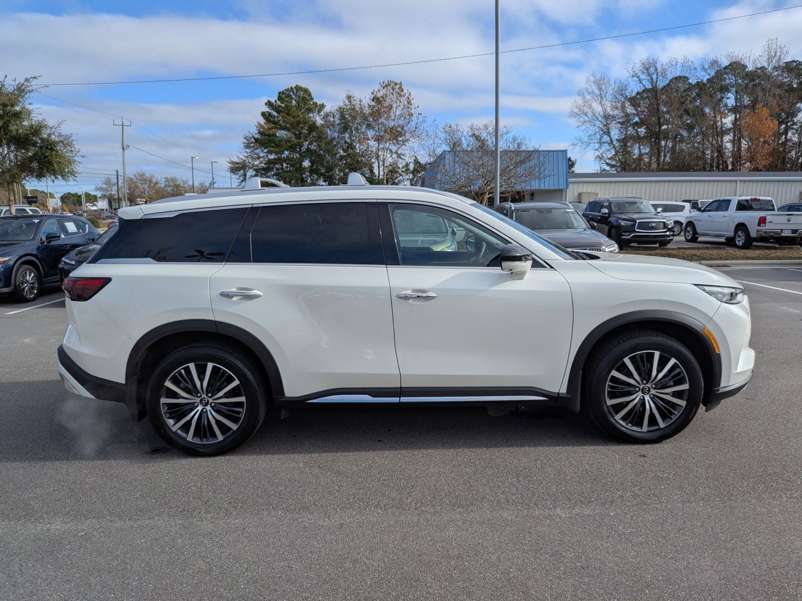 2022 INFINITI QX60 Sensory