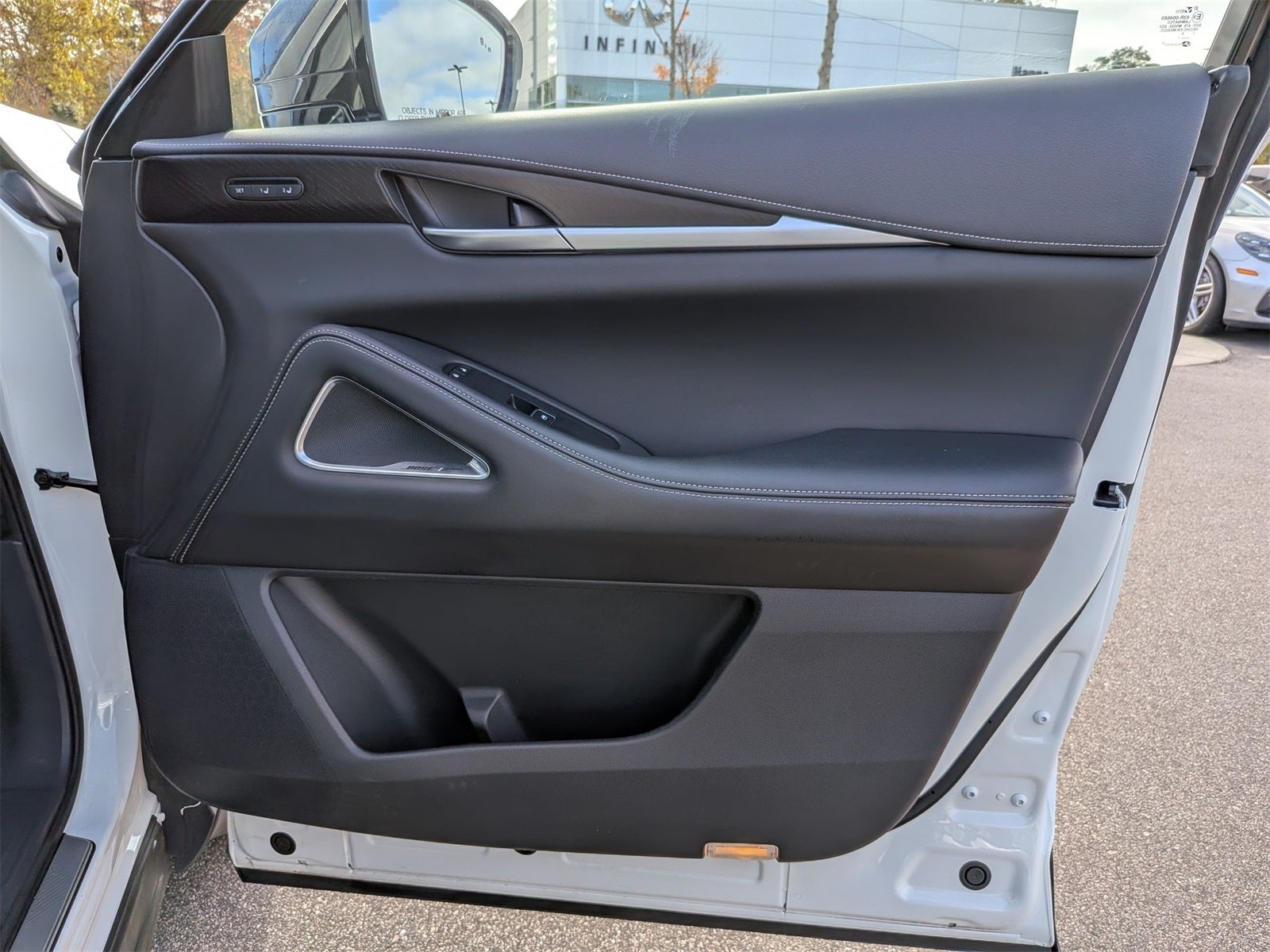 2022 INFINITI QX60 Sensory